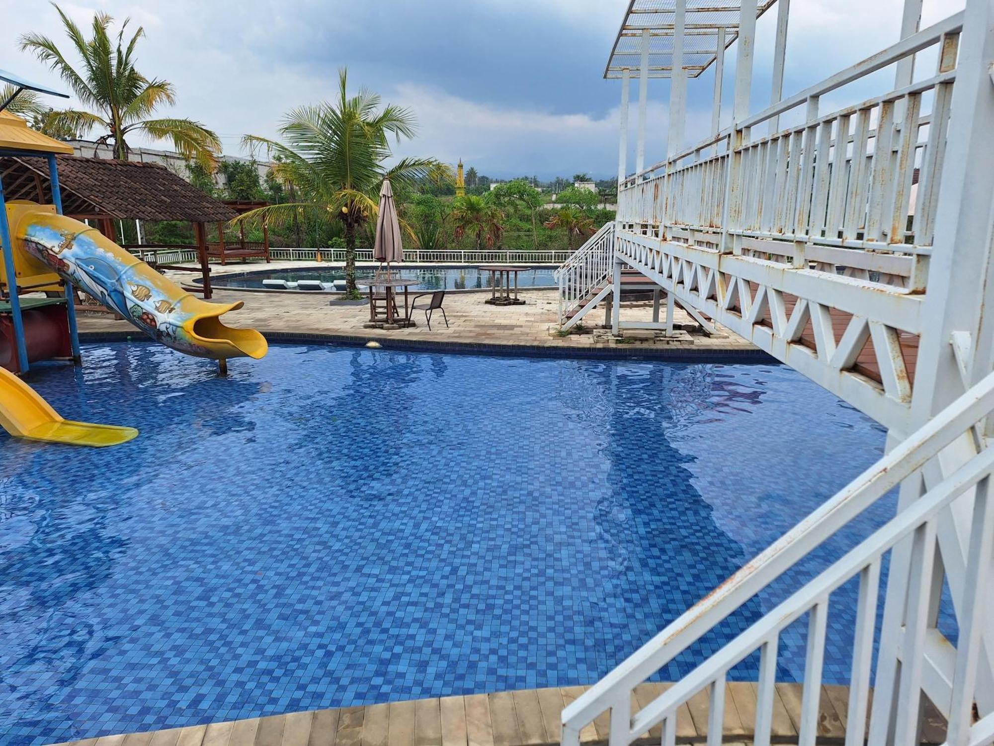 White House Royal Villa B1 Balong  エクステリア 写真